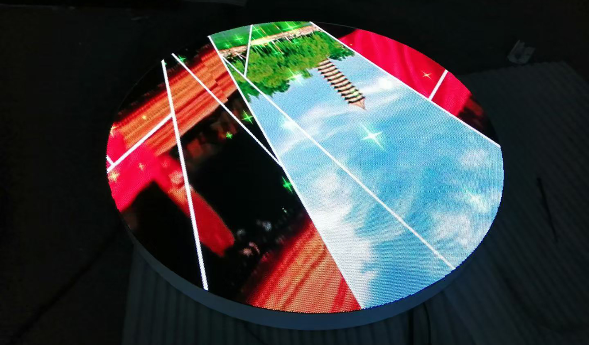 Indoor Round pie LED display P4 Qatar